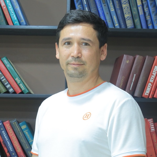 Ilhom Toshpo'latov